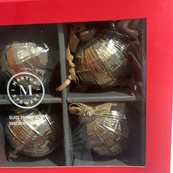 Martha Stewart Glass Ornament Set of 6 Gold Ornaments...